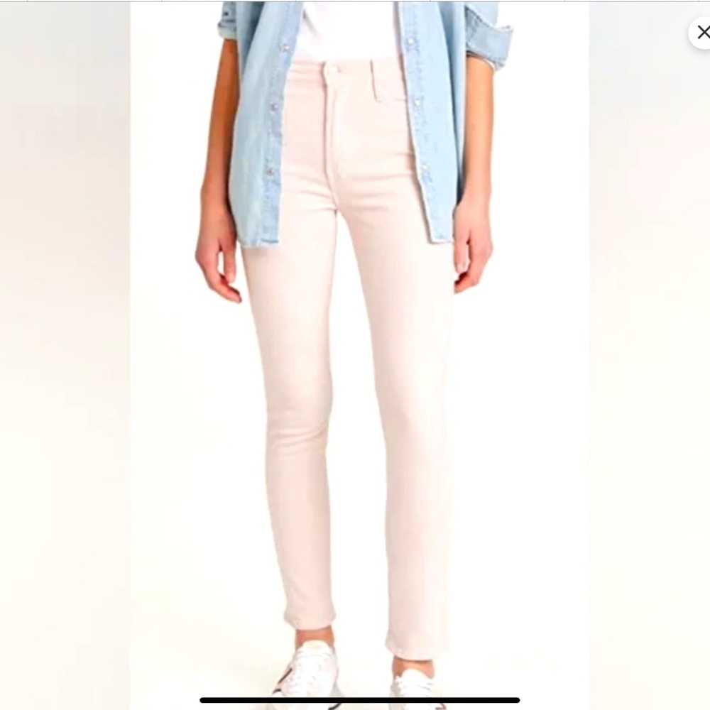 Mother Jeans The Dazzler Hover in Date Night (light pink)